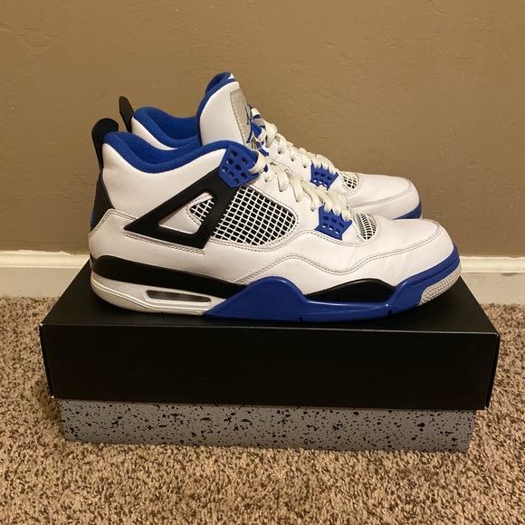 Jordan 4 “Motorsports” size 12 - Picture 2 of 5